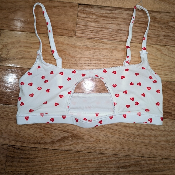 NWT SKIMS FITS EVERYBODY PICOT TRIM CUT OUT SCOOP BRALETTE - Picture 6 of 8